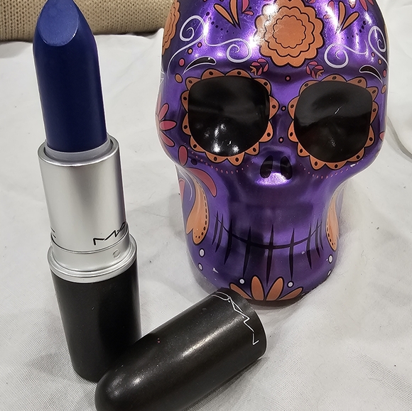 MAC Midnight Troll Lipstick - Picture 3 of 3